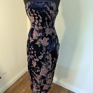 Lulu's Strapless Navy Velvet Floral Midi Dress with Pink Blossoms
